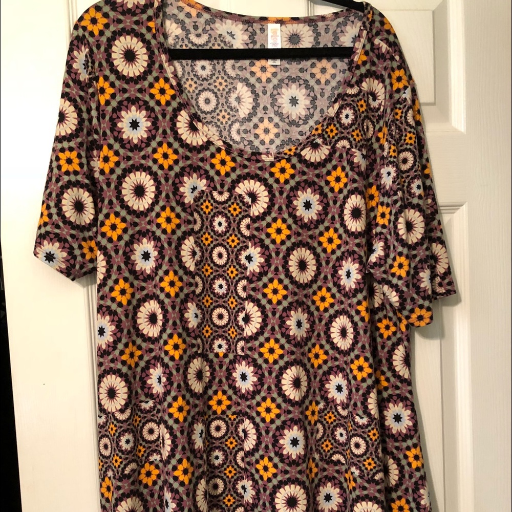 LuLaRoe perfect Tee 2XL